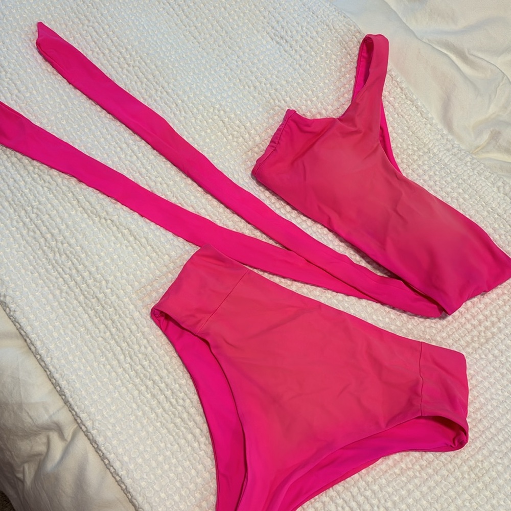 SHEIN Bikini - Picture 5 of 5